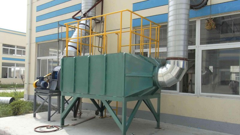 工业除尘器选型关键：布袋除尘器与静电除尘器有何区别？**